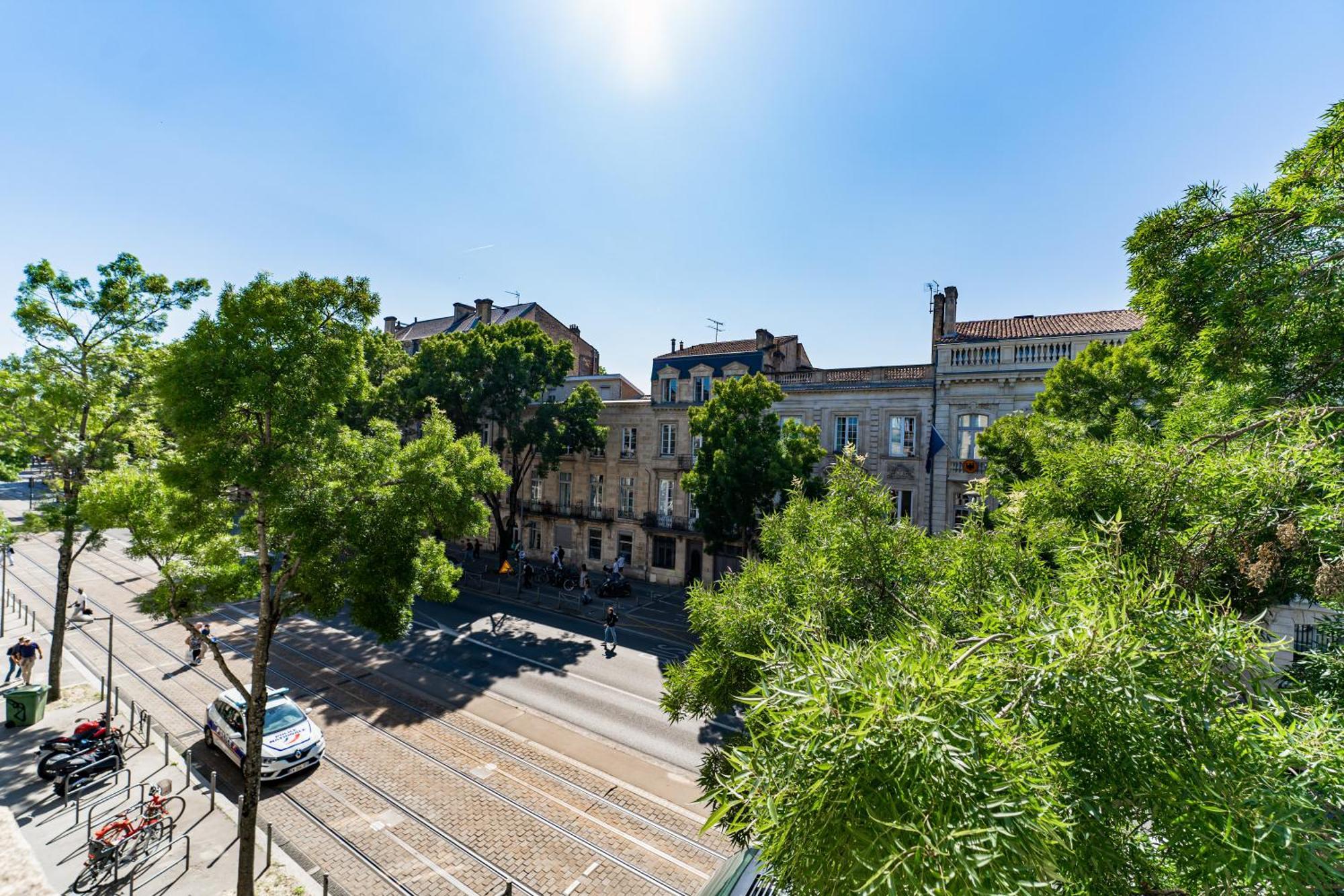 Appartement T3 De Prestige Proche Du Jardin Public De Bordeaux Exterior photo